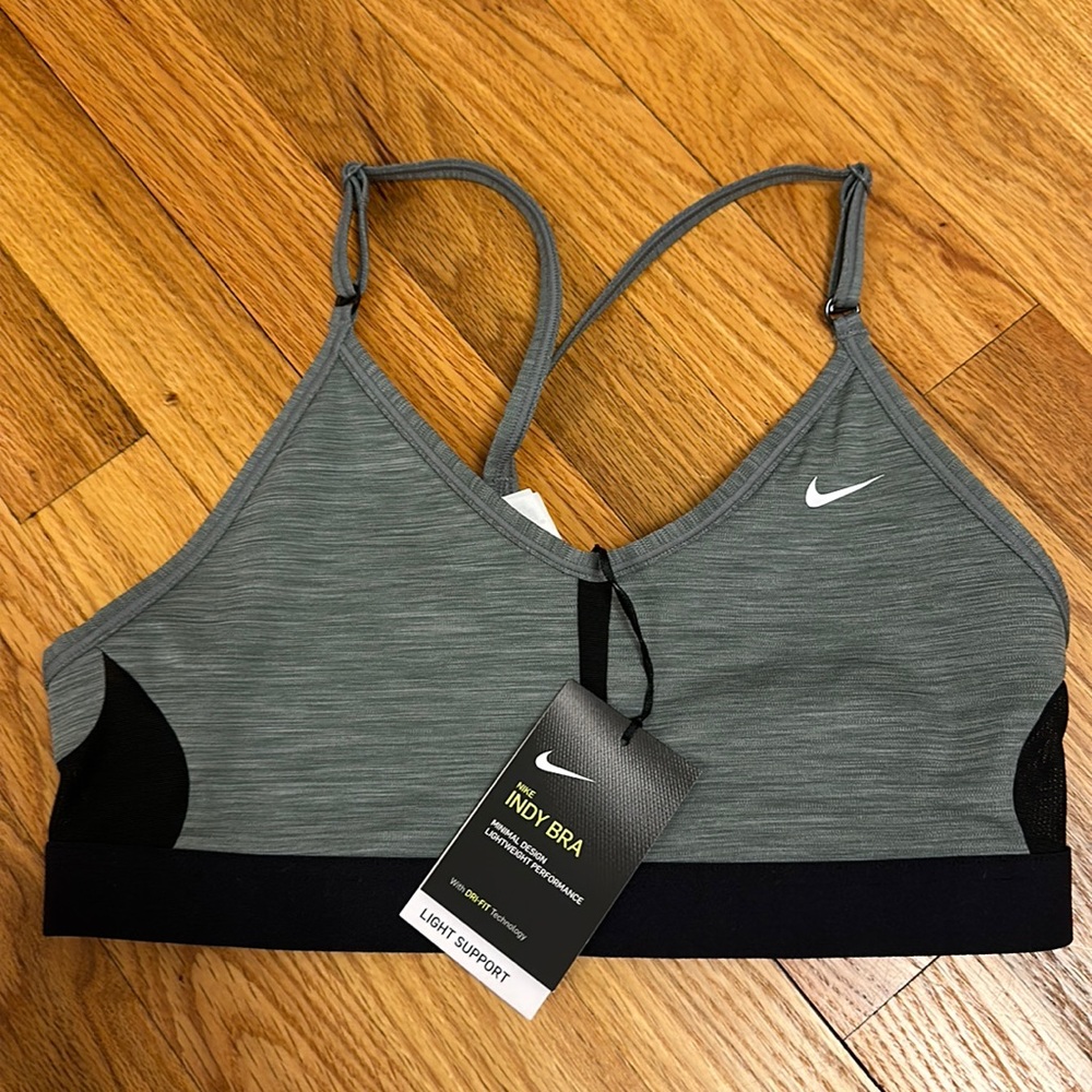 NIKE SPORTS BRA